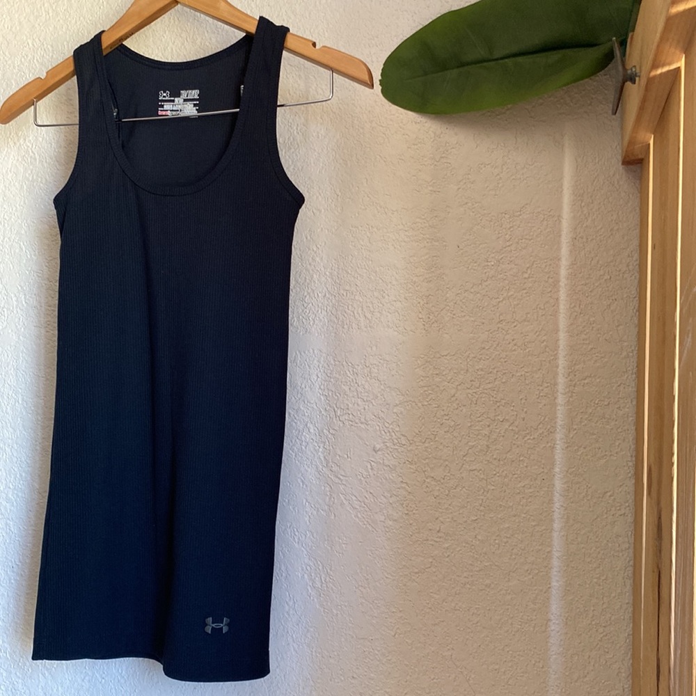 Women's UA Victory Tank - Picture 3 of 10